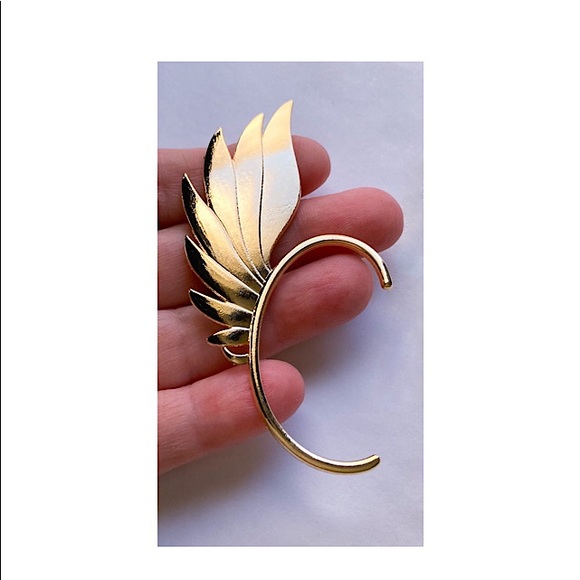 Women Unisex Single Left Ear Cuff Earring 1 Piece Feathered Metal Gold Tone NWOT - Picture 2 of 5